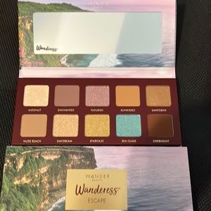 Wander Beauty Wanderess Escape Eyeshadow Palette